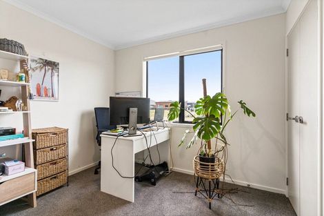 Photo of property in 12 Pense Place, Papamoa, 3118