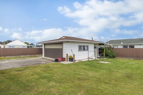 Photo of property in 3 Rimu Street, Levin, 5510