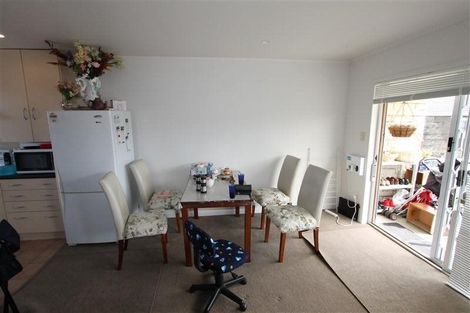 Photo of property in 4/54 Seabrook Avenue, New Lynn, Auckland, 0600