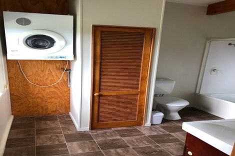 Photo of property in 145 Shaw Road, Oratia, Auckland, 0604