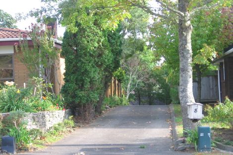 Photo of property in 8 Ravenstone Place, Chatswood, Auckland, 0626