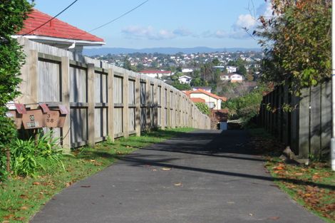 Photo of property in 1/388 East Coast Road, Sunnynook, Auckland, 0630