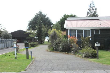 Photo of property in 13a Holden Avenue, Holdens Bay, Rotorua, 3010