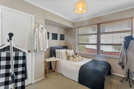 Photo of property in 85 Manuka Road, Bayview, Auckland, 0629