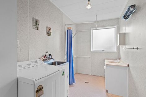 Photo of property in 8 Christina Street, Strathern, Invercargill, 9812