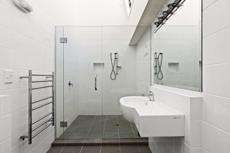 Photo of property in 17 Waghorne Street, Ahuriri, Napier, 4110