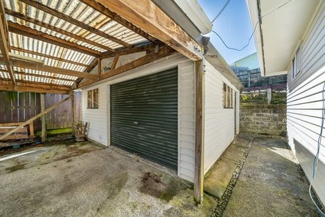 Photo of property in 20 Blueberry Grove, Timberlea, Upper Hutt, 5018