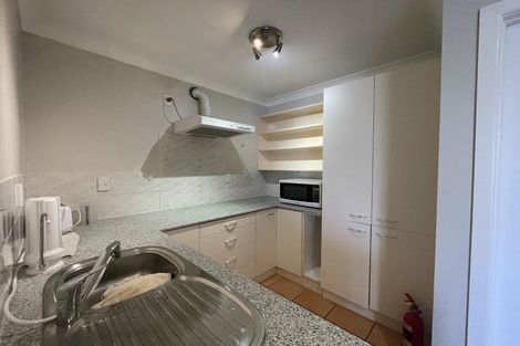 Photo of property in 1/31 Bayview Road, Browns Bay, Auckland, 0630