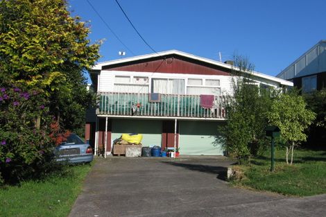Photo of property in 15 Covil Avenue, Te Atatu South, Auckland, 0610