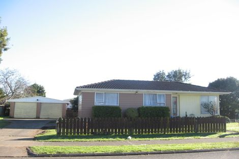 Photo of property in 1 Harrow Place, Manurewa, Auckland, 2102