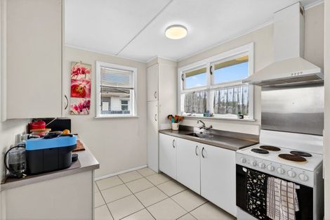 Photo of property in 5 Neal Crescent, Onekawa, Napier, 4110