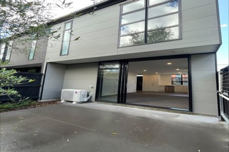 Photo of property in 1/27 Gracefield Avenue, Christchurch Central, Christchurch, 8013