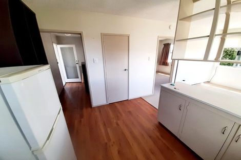 Photo of property in 1/72l Kitchener Road, Milford, Auckland, 0620