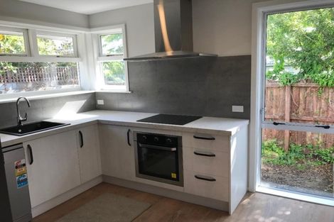 Photo of property in 2/7 Burrows Place, Ilam, Christchurch, 8041