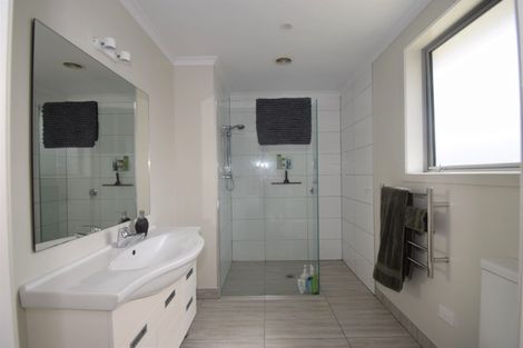 Photo of property in 4a Henderson Street, Mornington, Dunedin, 9011