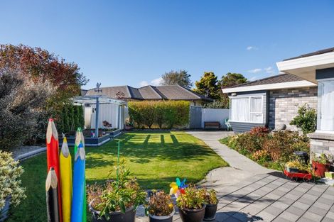 Photo of property in 12 Lancewood Lane, Roslyn, Palmerston North, 4414