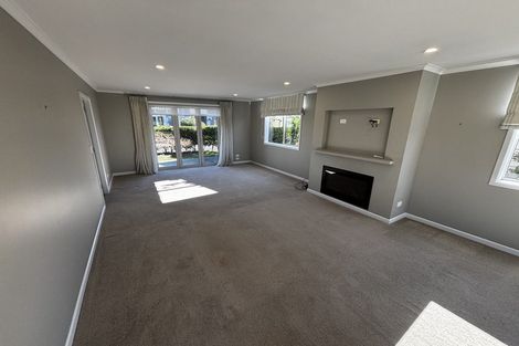 Photo of property in 2 Tucker Close, Leamington, Cambridge, 3432