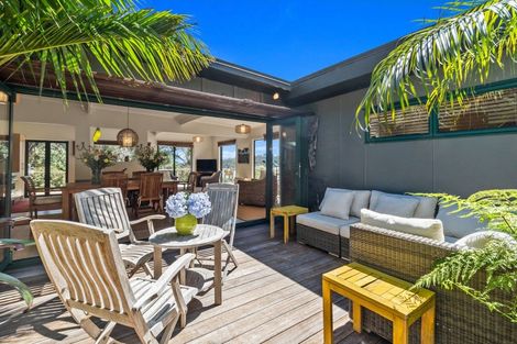 Photo of property in 33 Tawa Street, Oneroa, Waiheke Island, 1081