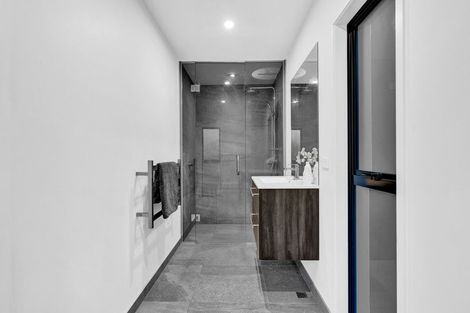 Photo of property in 49a Wallace Place, Westown, New Plymouth, 4310