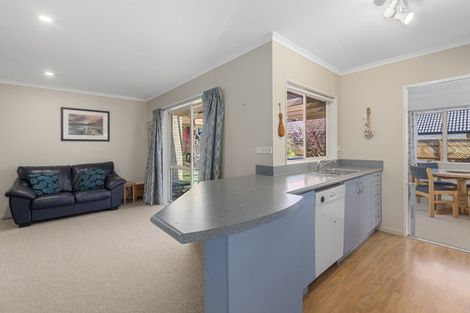 Photo of property in 16 Edwin Grove, Bethlehem, Tauranga, 3110