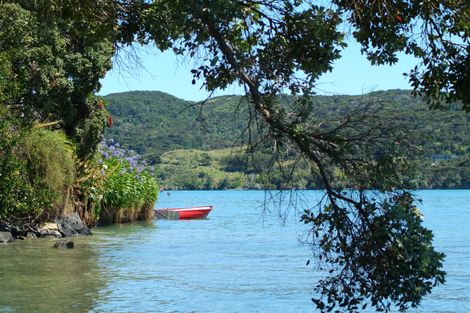 Photo of property in 80 Wallis Street, Raglan, 3225