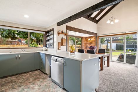 Photo of property in 15 Estuary Crescent, Fairfield, Dunedin, 9018