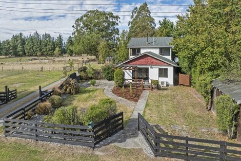 Photo of property in 67 Weld Street, Oxford, 7430