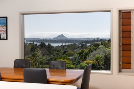 Photo of property in 16 Gunbar Drive, Welcome Bay, Tauranga, 3175