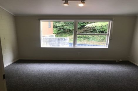 Photo of property in 99 Churton Drive, Churton Park, Wellington, 6037