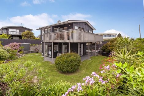 Photo of property in 70a Marine Parade, Paraparaumu Beach, Paraparaumu, 5032