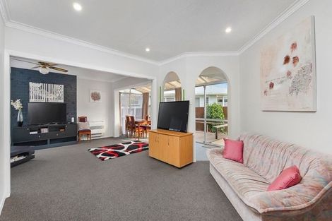 Photo of property in 23 Carbine Place, Sockburn, Christchurch, 8042