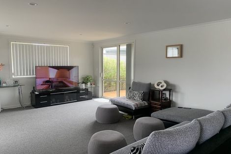 Photo of property in Waterview Estate, 86/4 Greystone Place, Omokoroa, 3114
