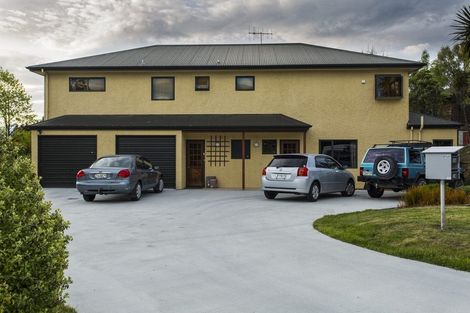 Photo of property in 25 Aeolus Place, Wanaka, 9305