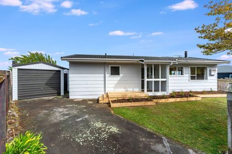 Photo of property in 12 Gaff Place, Whitby, Porirua, 5024