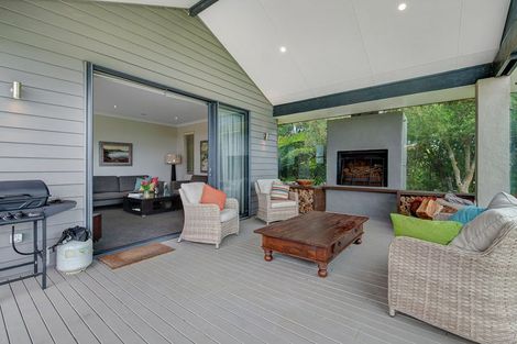 Photo of property in 69a Pipitiwai Drive, Helensville, Kaukapakapa, 0871