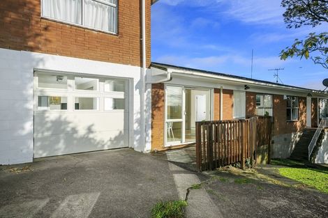 Photo of property in 2/152 Manuka Road, Bayview, Auckland, 0629