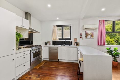 Photo of property in 81a Ward Street, Wallaceville, Upper Hutt, 5018