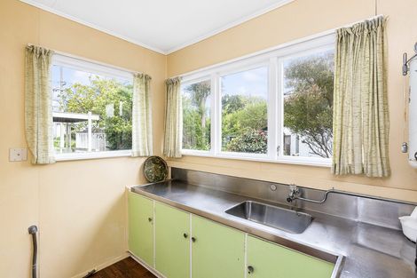 Photo of property in 35 Ocean Road, Paekakariki, 5034