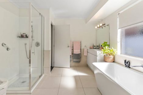 Photo of property in 1/20 Solana Court, Botany Downs, Auckland, 2010