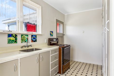 Photo of property in 48 Lee Road, Hannahs Bay, Rotorua, 3010