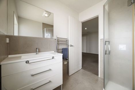 Photo of property in 8 Owhatiura Drive, Lynmore, Rotorua, 3010