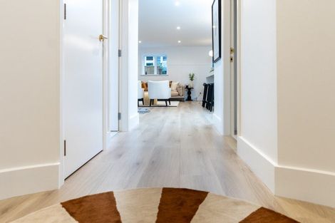 Photo of property in Hamilton Flats, 9a Hawker Street, Mount Victoria, Wellington, 6011