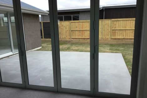 Photo of property in 2 Pikao Retreat, Papamoa Beach, Papamoa, 3118