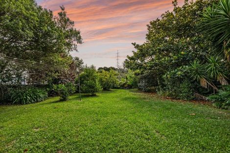 Photo of property in 38 Toru Street, Te Atatu Peninsula, Auckland, 0610