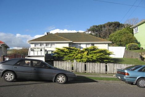 Photo of property in 99 Hereford Street, Cannons Creek, Porirua, 5024