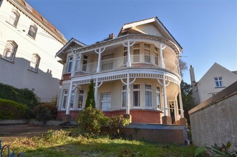 Photo of property in 40 Manor Place, Dunedin Central, Dunedin, 9016