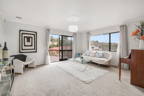 Photo of property in 2 Westminster Gardens, Unsworth Heights, Auckland, 0632