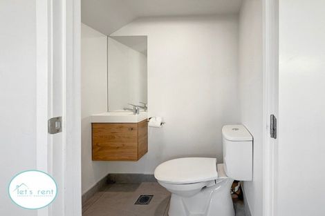 Photo of property in 2 Tima Lane, Mangere Bridge, Auckland, 2022