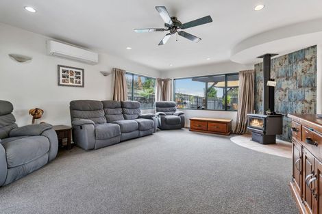 Photo of property in 10 Matarau Road, Matarau, Kamo, 0185