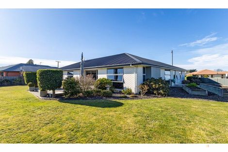 Photo of property in 24 Tancred Street, Geraldine, 7930